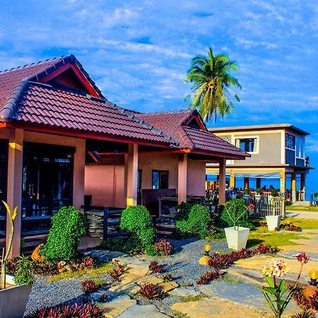 Needa Rock Resort Khanom Eksteriør billede