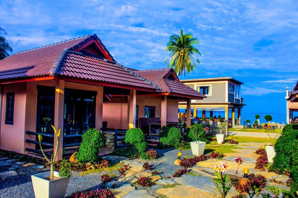 Needa Rock Resort Khanom Eksteriør billede
